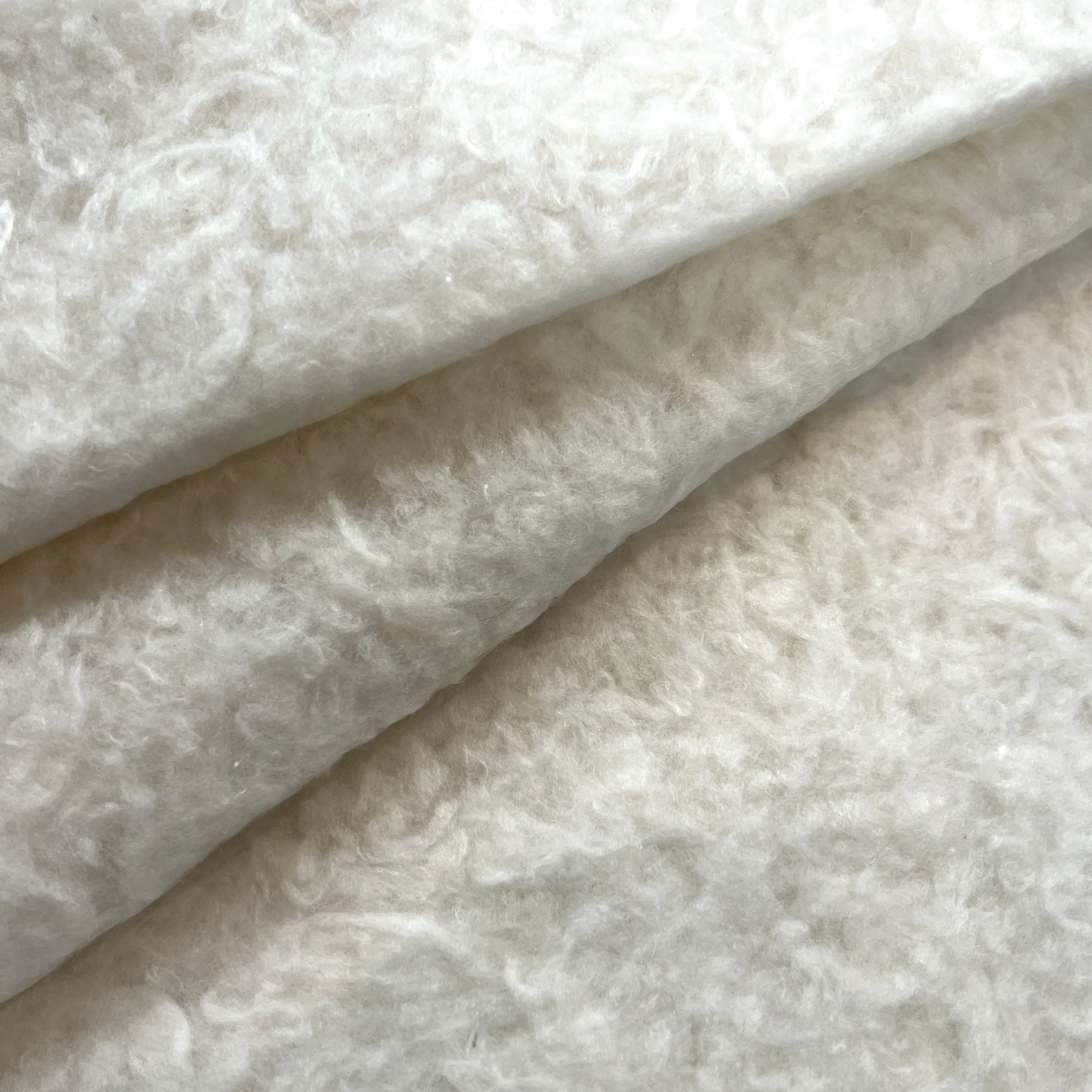 Silk Wadding Non-Fusible Interfacing ROB001