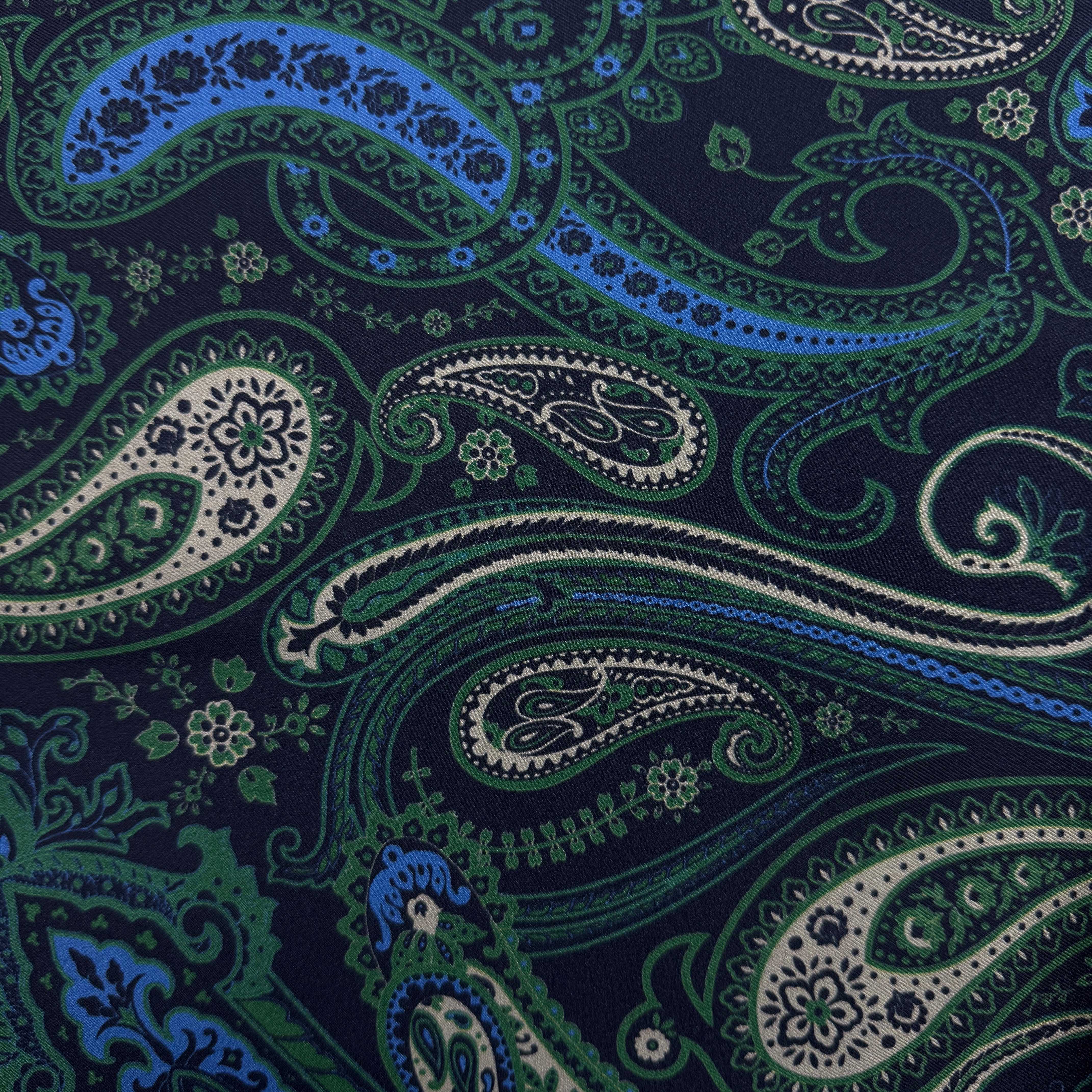 Polyester Paisley Print Fabric, 150cm Width | PHA112-SR0287