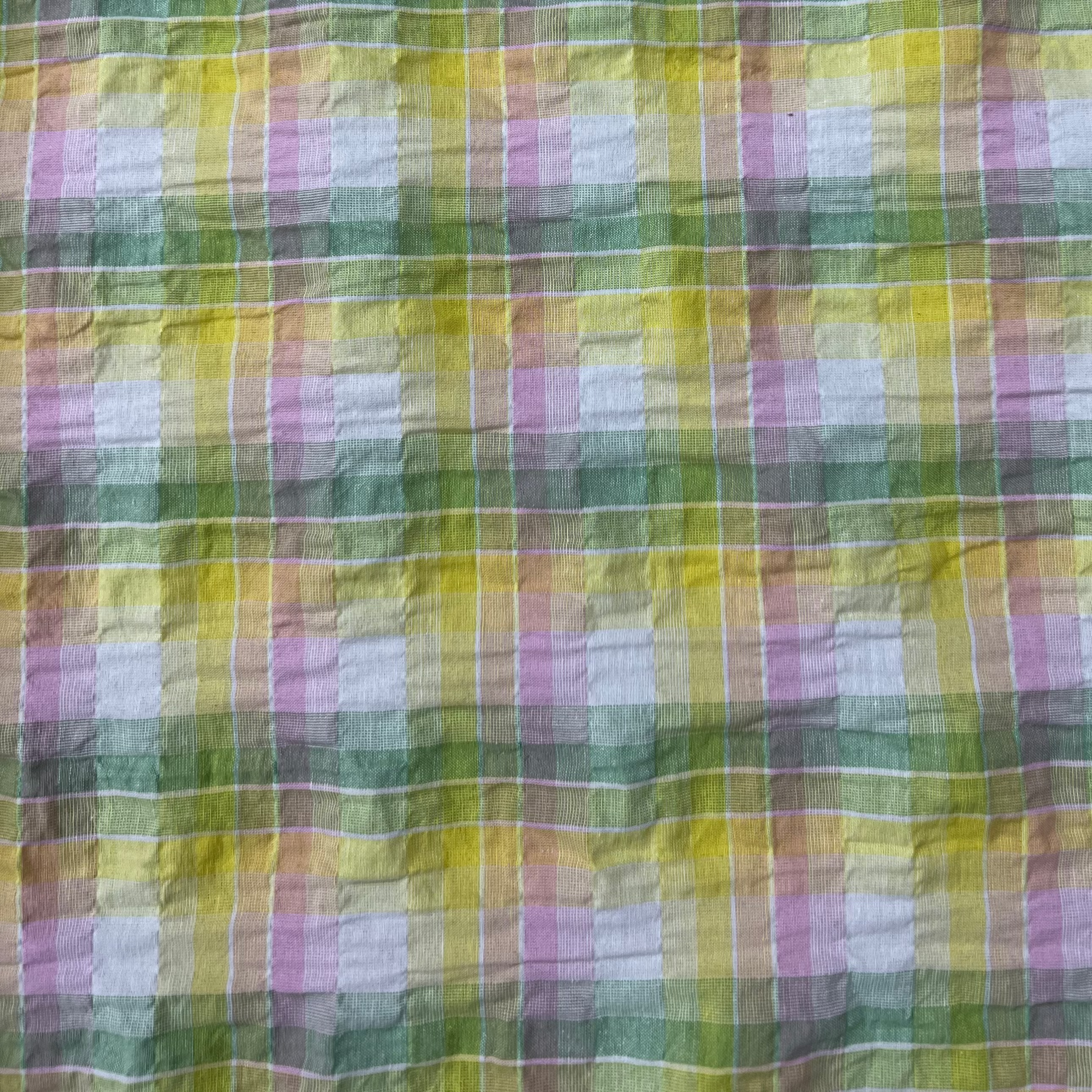 Checkered Cotton Seersucker Fabric RX190