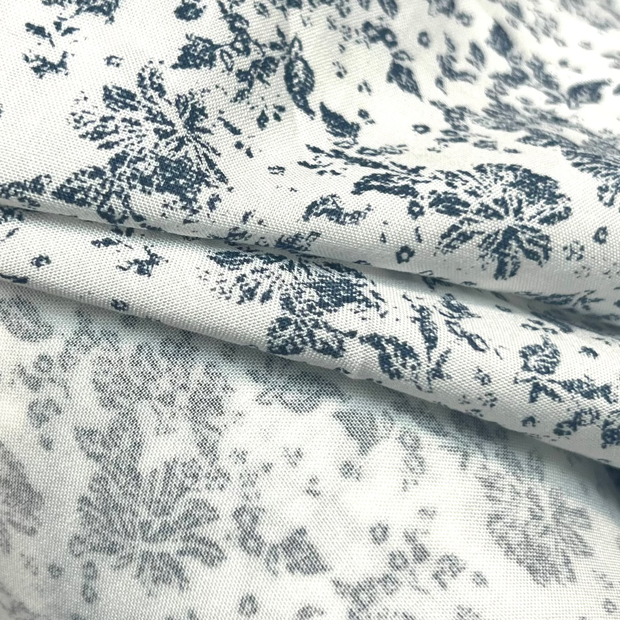 Printed Cotton Fabric XIT080