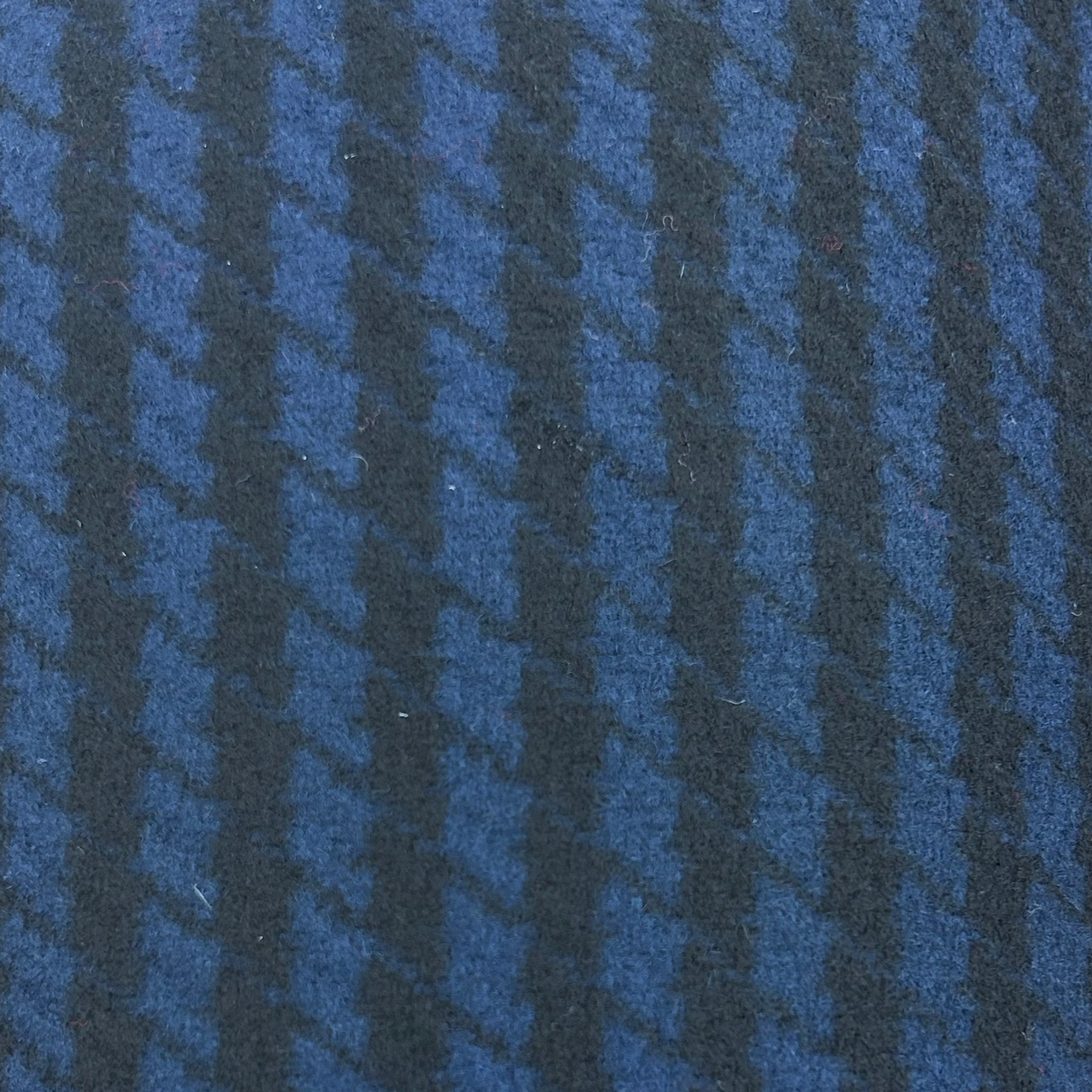 Houndstooth Virgin Wool NSOU17