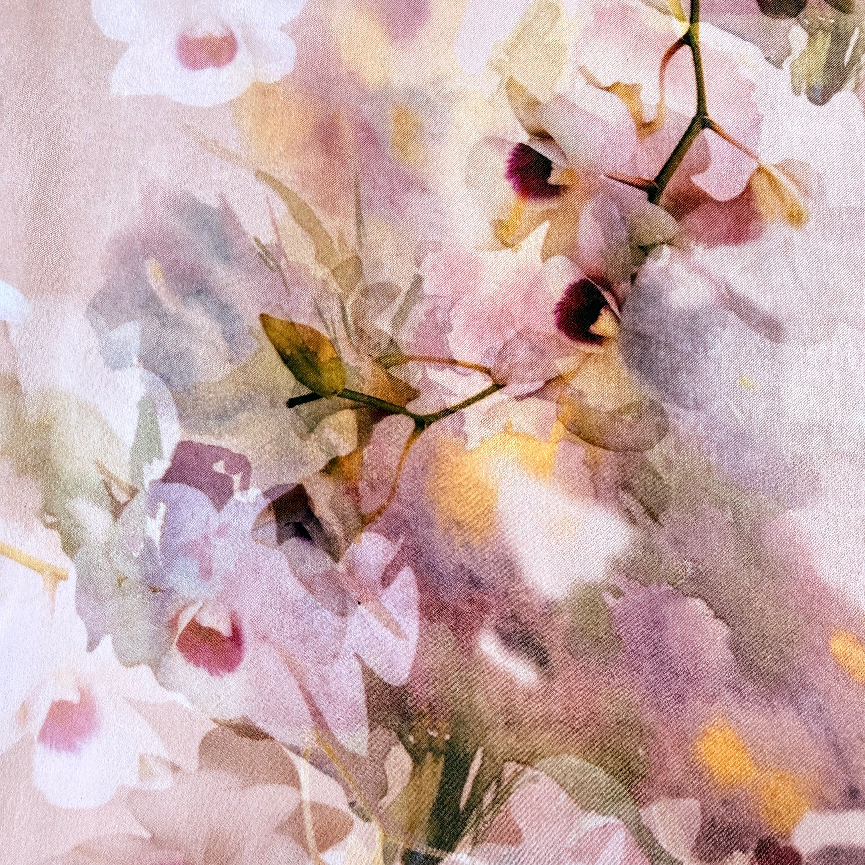 Cream & Peach Floral Printed Satin Fabric - 4m | SALEXM 68,73