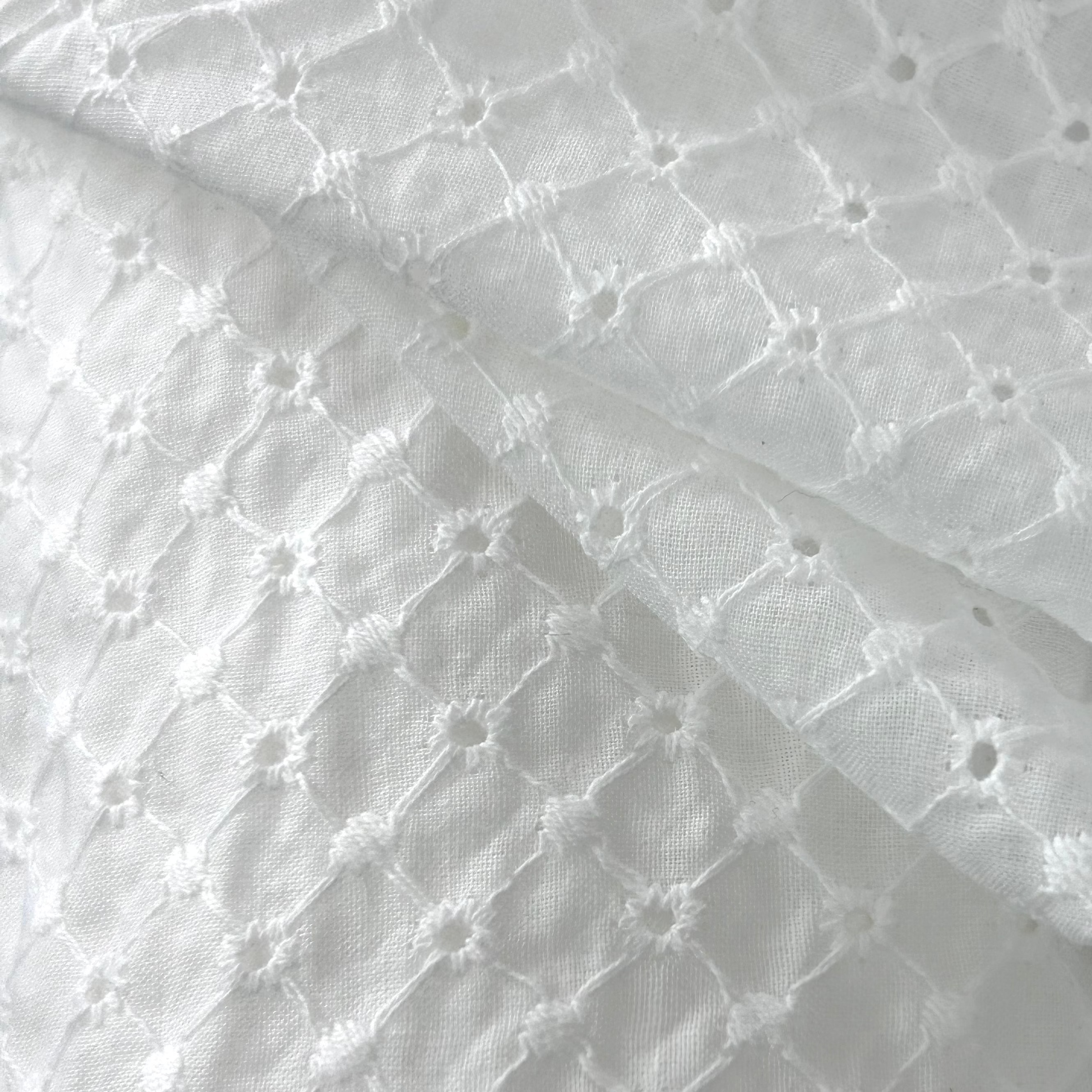 Embroidered Cotton NO014 ALMENDRA 31