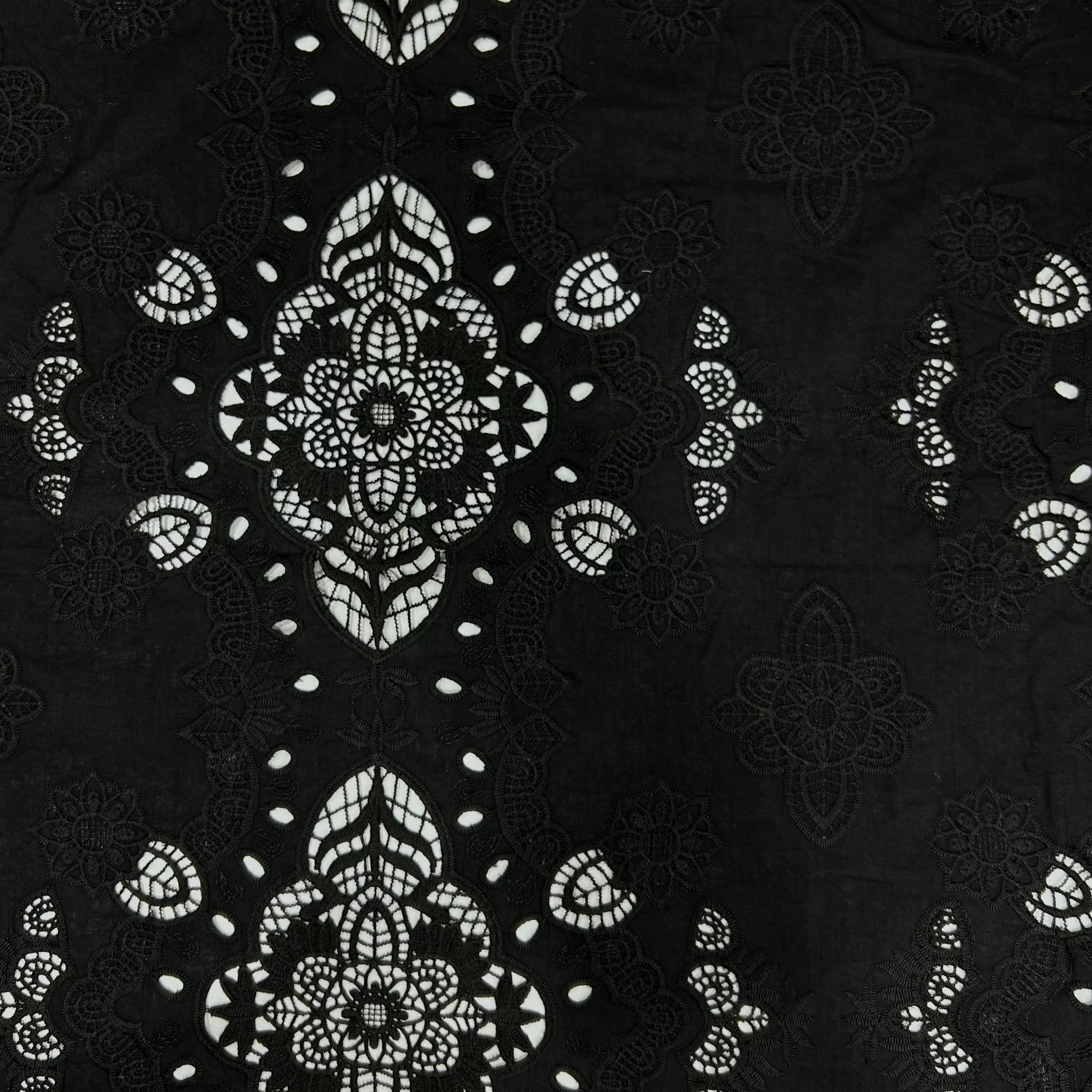 Polyester & Cotton Embroidered Fabric KB011 39540X