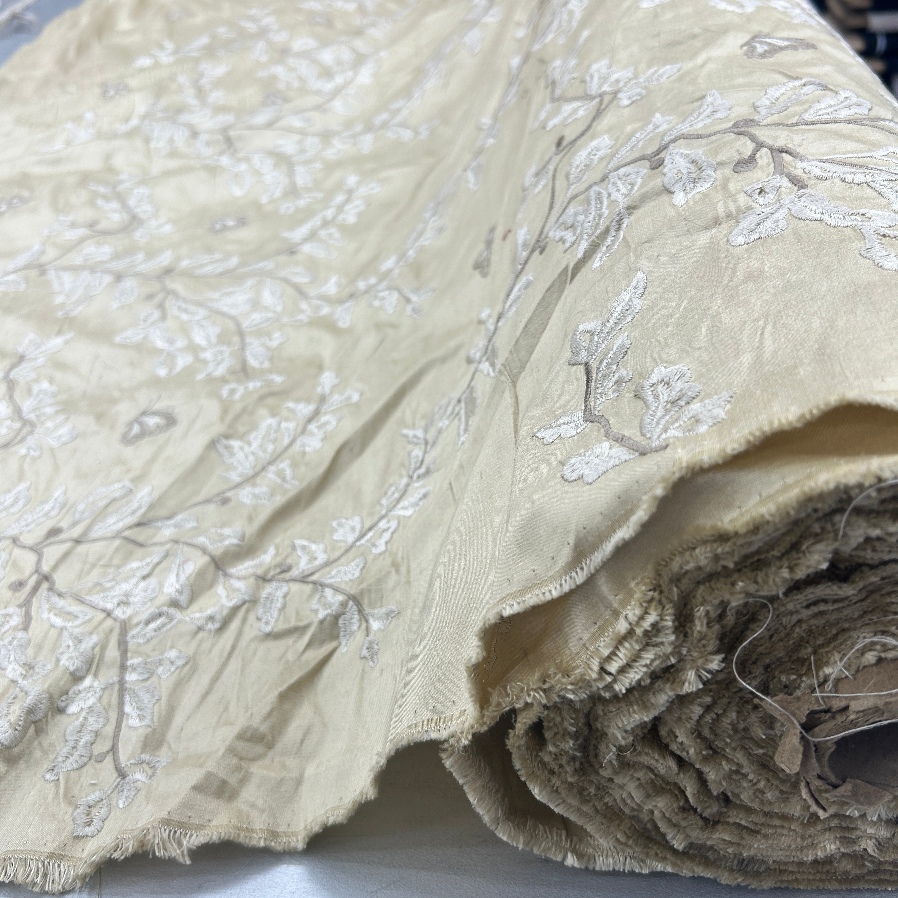 Embroidered Silk Blend Textile Fabric | SALEXML472
