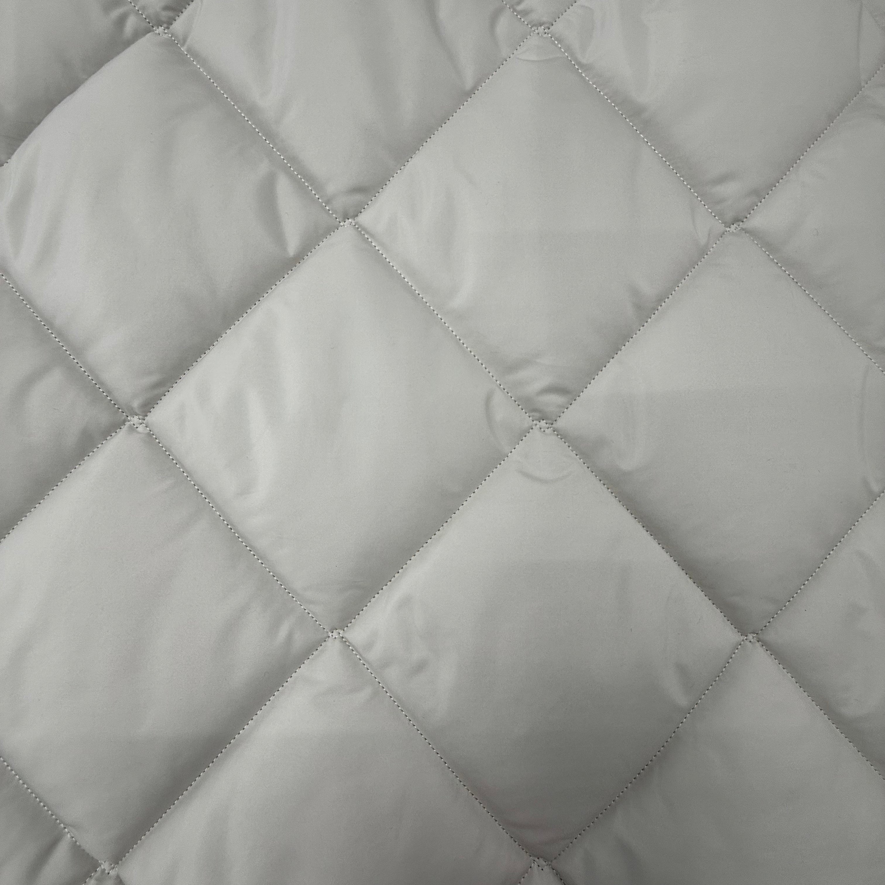 Cream Double Sided Padded Quilted Material Fabric With White Back | SALEXM395